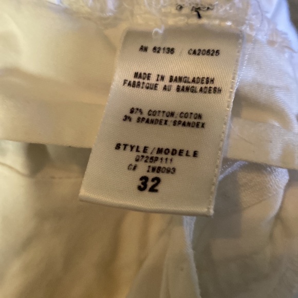 Guess Jeans Womens White Cotton Blend Mid Rise Bermuda Shorts Plus Size 32 - Picture 4 of 10